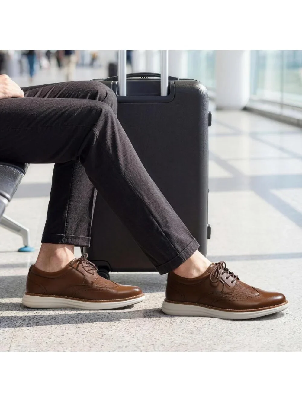 Stylish Men's Casual Wingtip Brogue Dress Sneakers - Comfortable & Versatile
